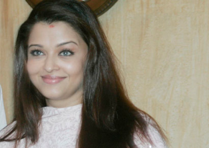 Aishwarya Rai Bachchan’s 'double chin' pic sparks outrage